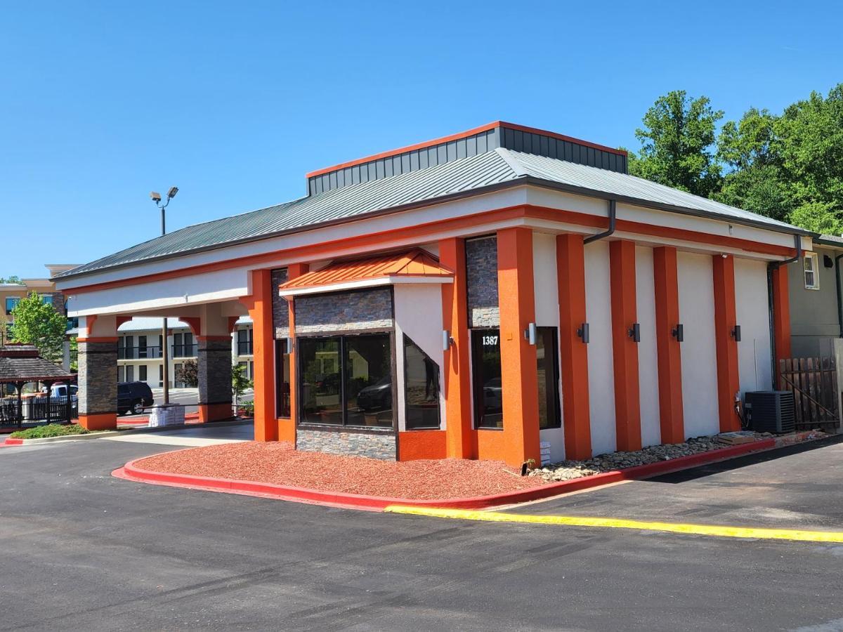 克莱姆森戴斯酒店 外观 照片