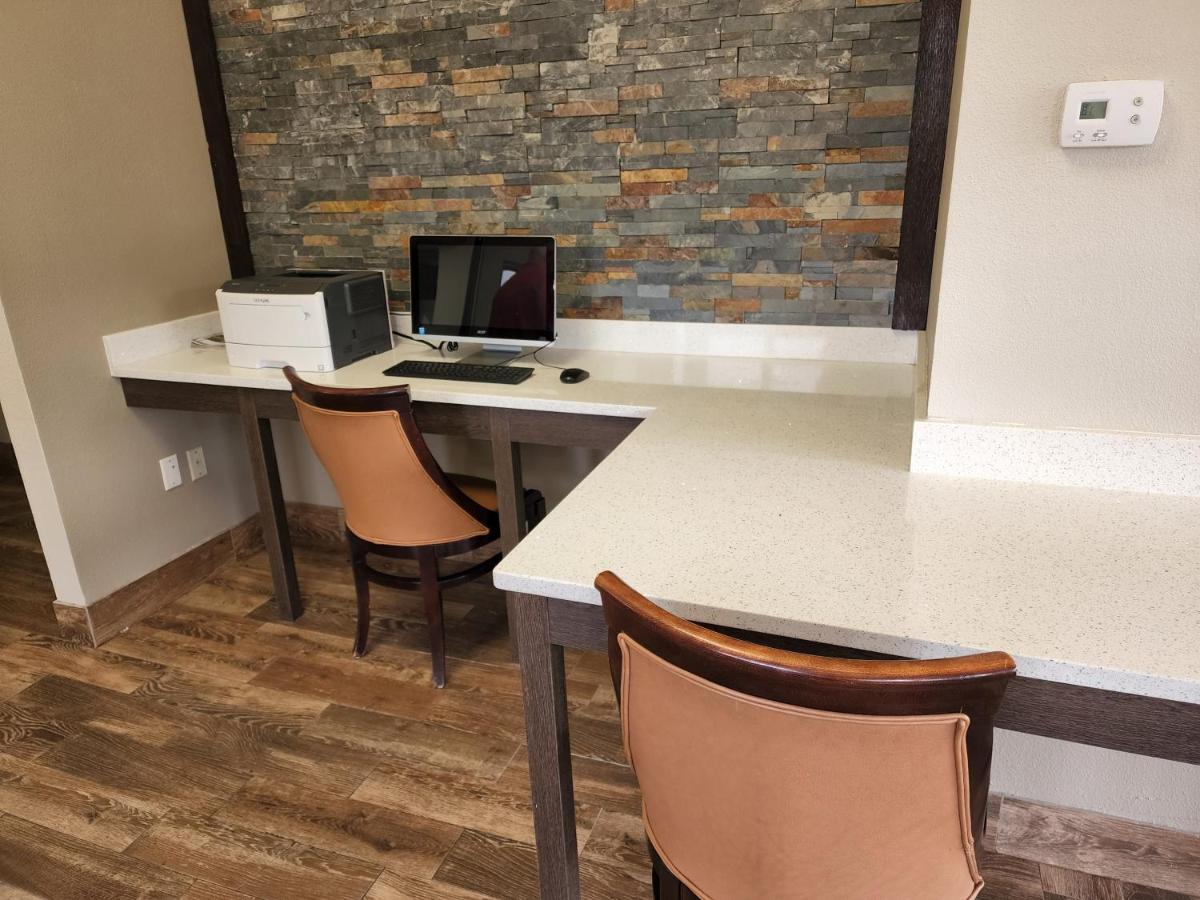 克莱姆森戴斯酒店 外观 照片