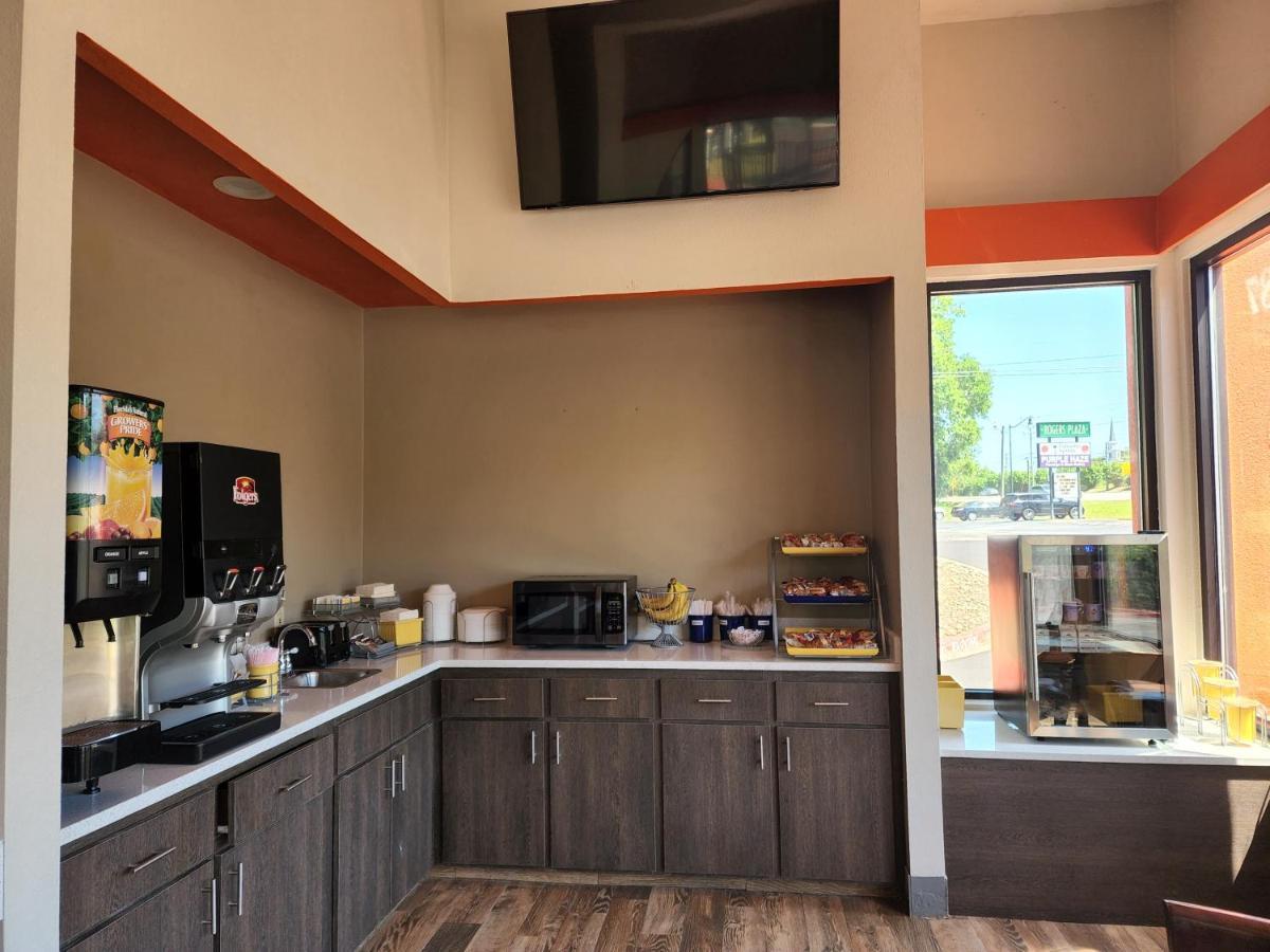 克莱姆森戴斯酒店 外观 照片