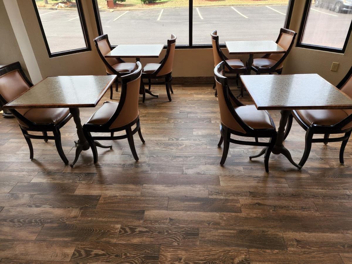 克莱姆森戴斯酒店 外观 照片
